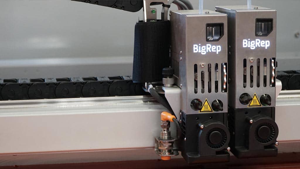 3D Printer Power Extruder  BigRep ONE Large-Scale 3D Printer