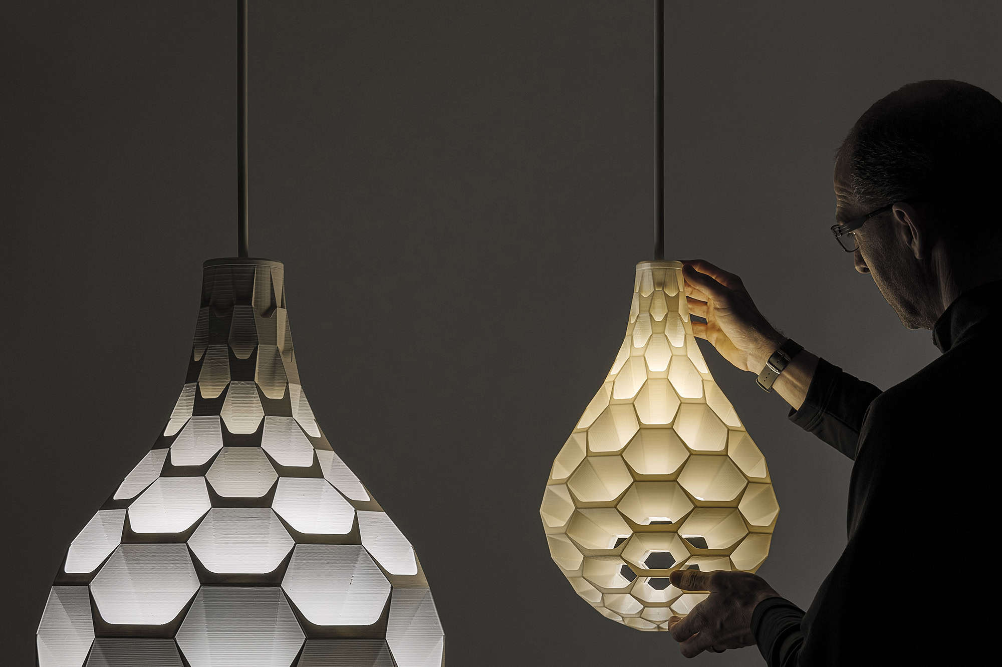 3d-printed-ceiling-light-by-bigrep-and-Ben-Mickus