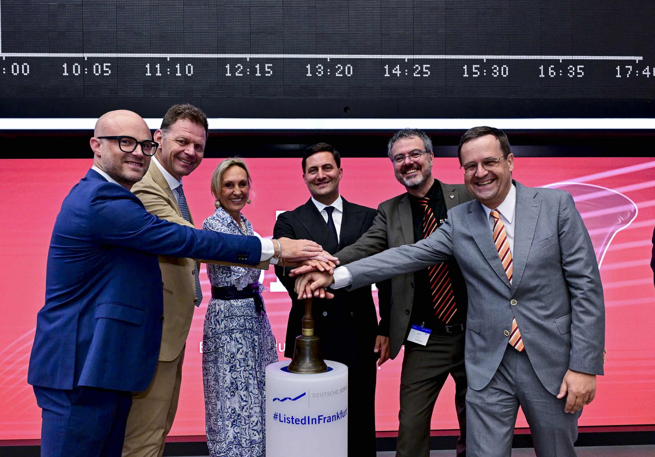 BigRep's bell ringing ceremony  on the Frankfurt Stock Exchange trading floor