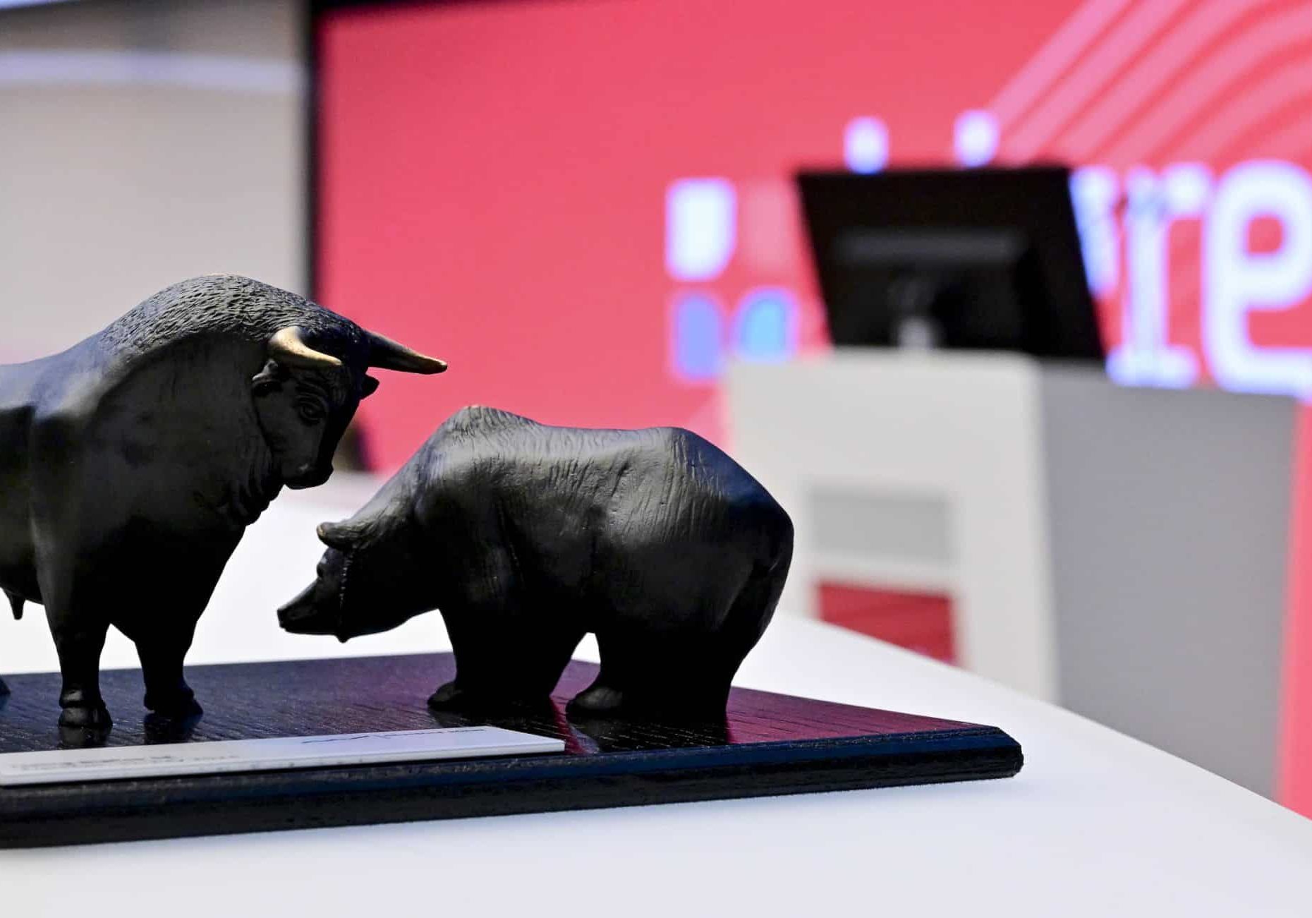 3D printed Bull and Bear by BigRep at the Frankfurt Stock Exchange trading floor